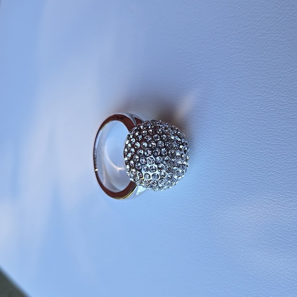 Silver tone rhinestones ball ring size 8.75 - Picture 4 of 8